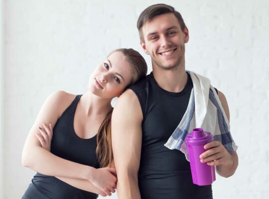 how to consume protein powder for women and men